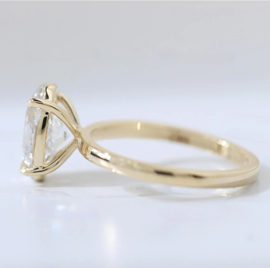 Oval Diamond Daily Wear Ring