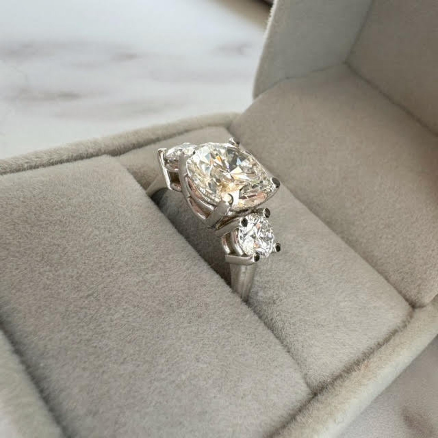 Lab Grown Diamond Ring 2.5CT Round Cut
