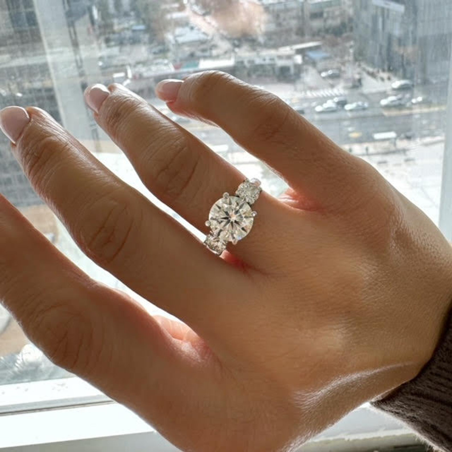 Lab Grown Diamond Ring 2.5CT Round Cut