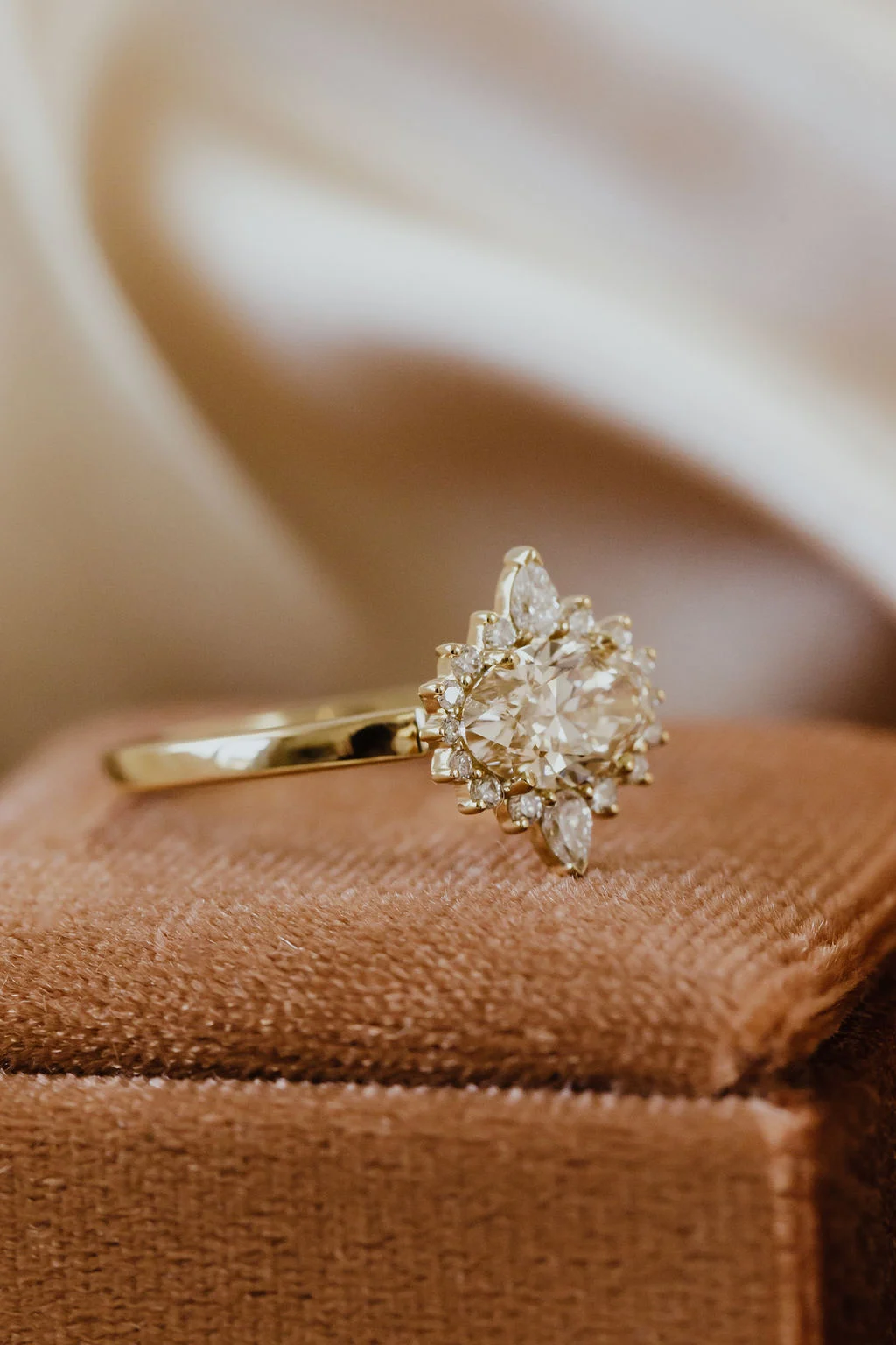 Champagne Oval Main Diamond Ring