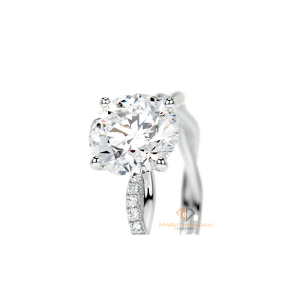 Lab Grown Round Diamond Ring