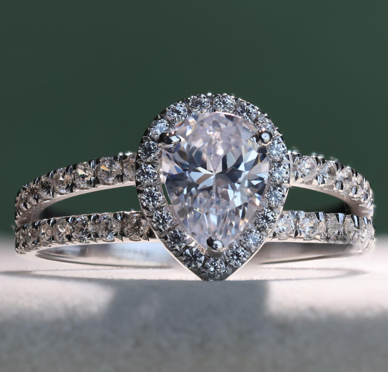 Dazzling Pear-Shaped Ring