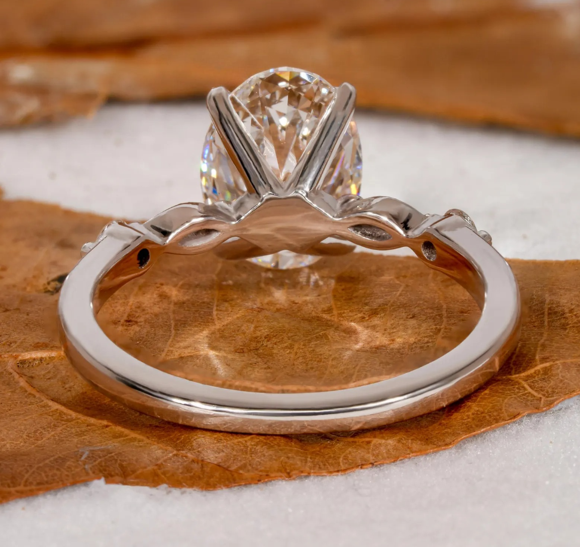 Brilliant 2.00 Ct Oval Lab Grown Diamond Ring