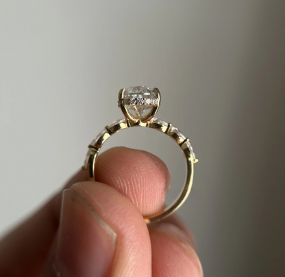 Pear Cut Engagement Diamond Ring