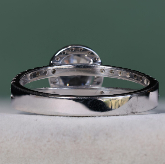 Dazzling Pear-Shaped Ring