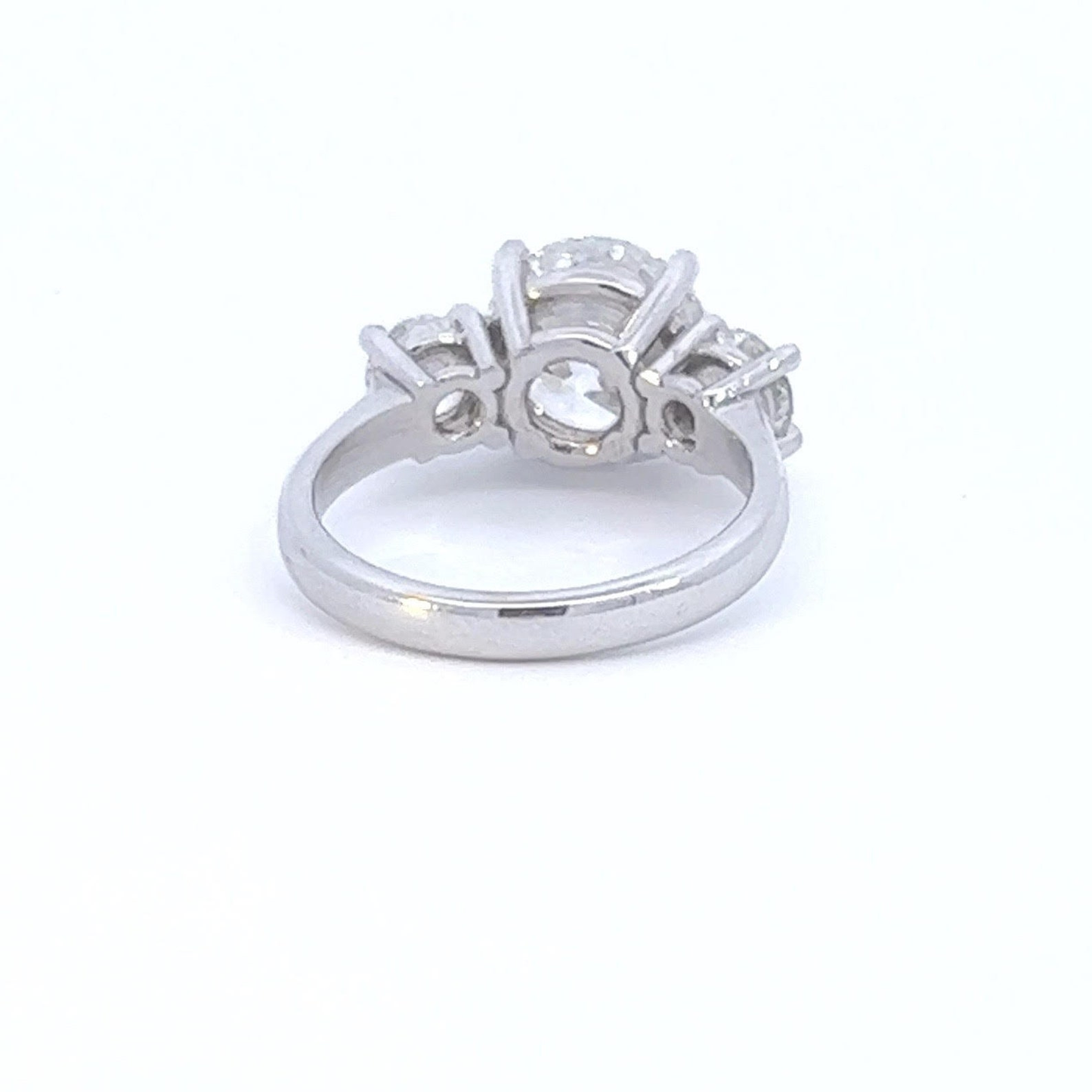Lab Grown Diamond Ring 2.5CT Round Cut