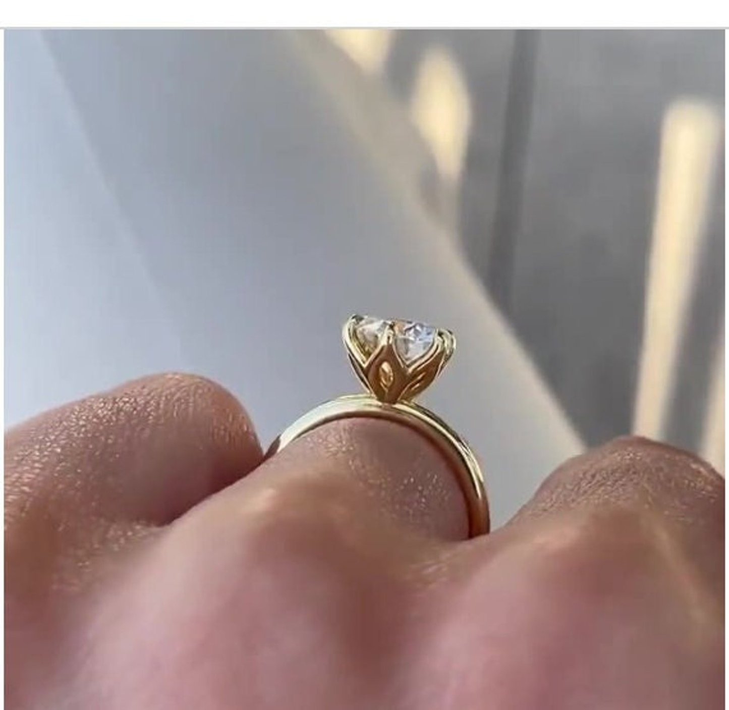 Unique Petal Prong Engagement Round Diamond Ring