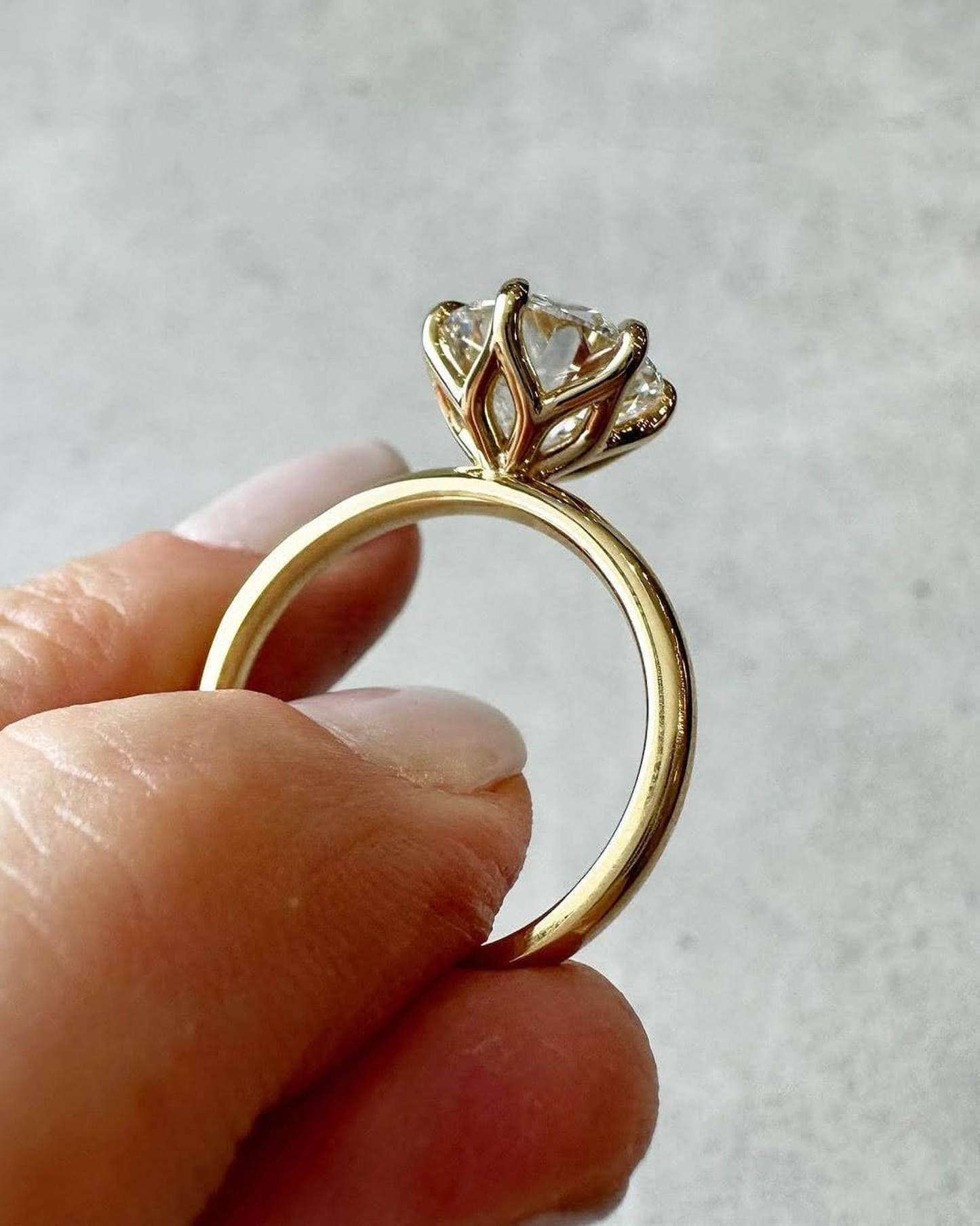 Unique Petal Prong Engagement Round Diamond Ring