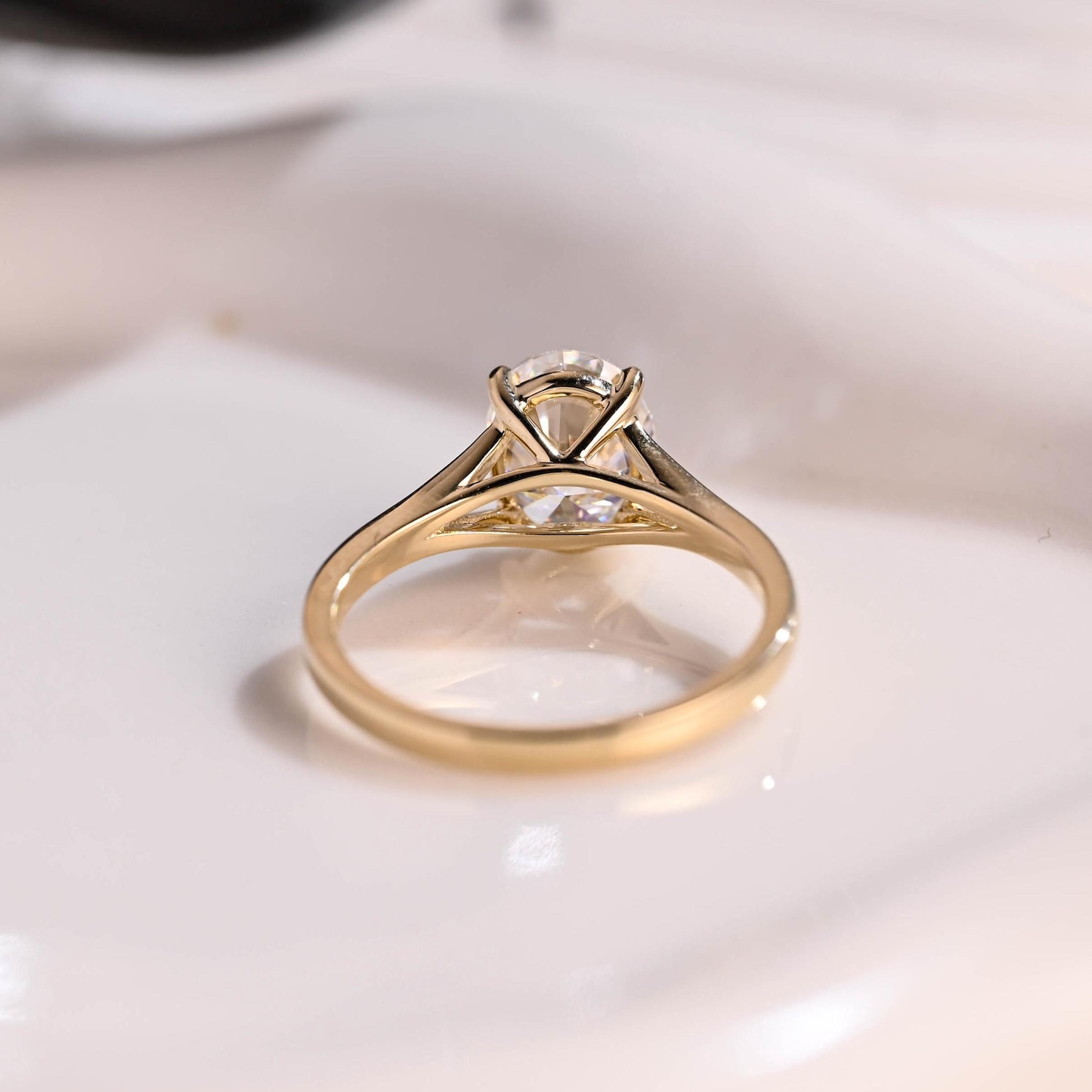 Oval Cut Engagement Ring Yellow Gold