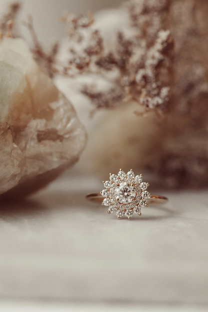 Big Round Cut Diamond Ring For Proposal