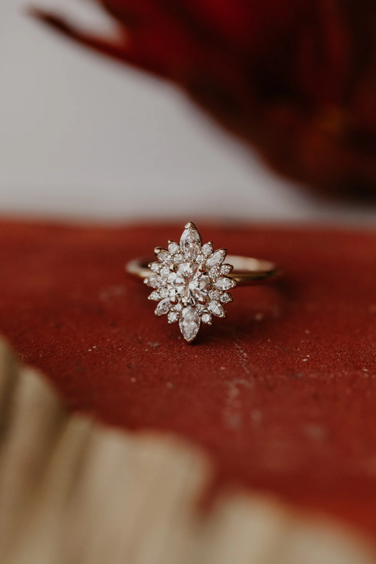 Crown Inspried 1Ct Round Diamond Wedding Ring