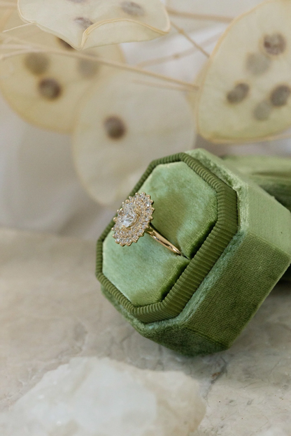 1CT Round Cut Diamond Engagement Ring