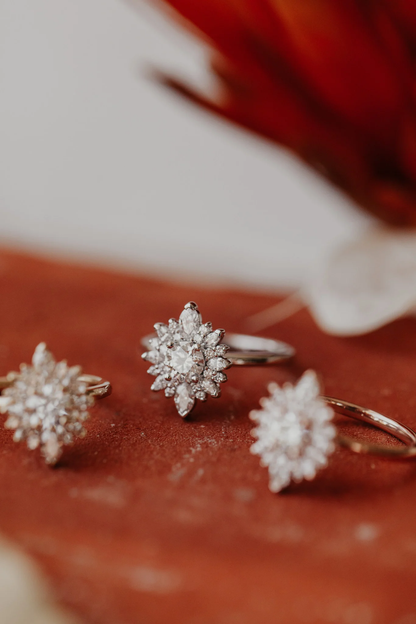 Crown Inspried 1Ct Round Diamond Wedding Ring