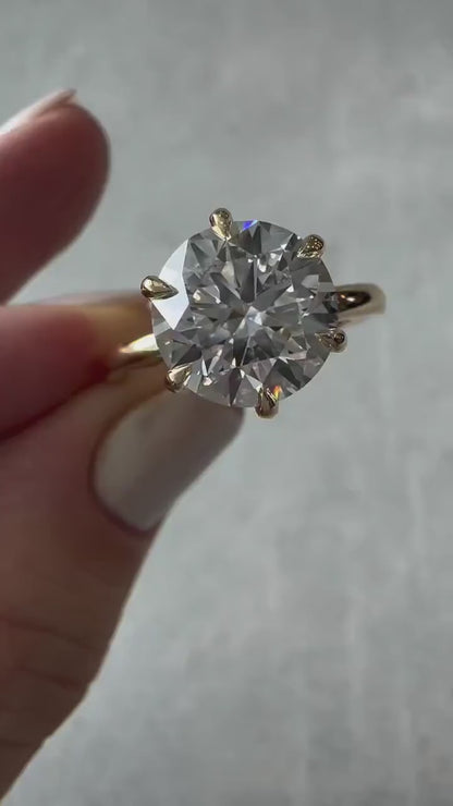 Unique Petal Prong Engagement Round Diamond Ring