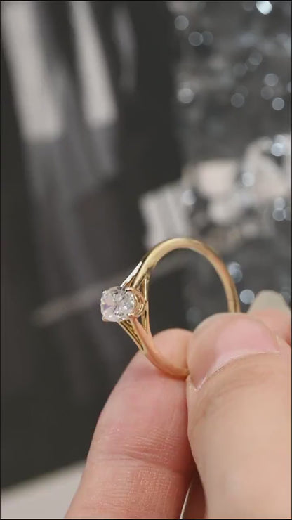 Oval Cut Engagement Ring Yellow Gold